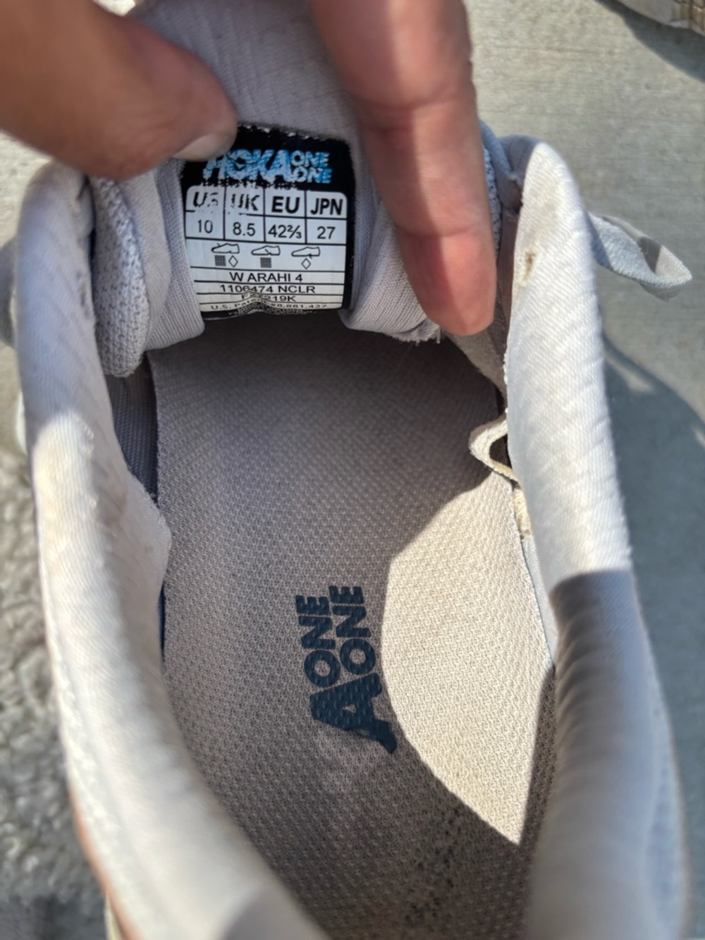 Hoka One One Arahi 4 Light Lunar Rock Grey and Tan Women's Running Shoes size 10 - Picture 11 of 12